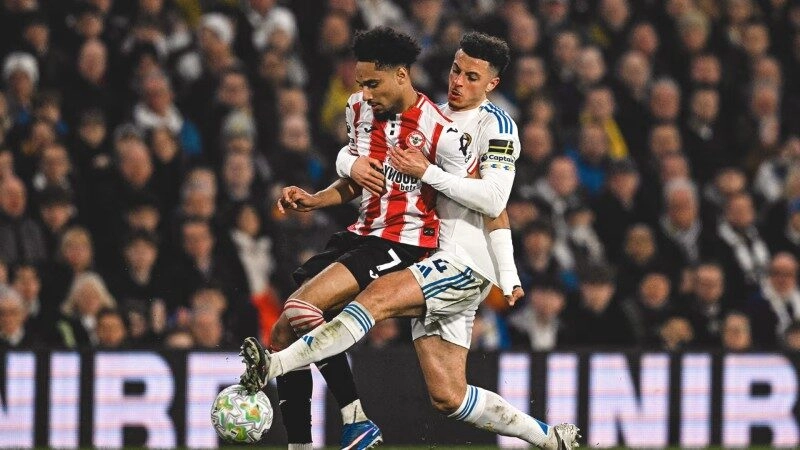 Leeds quyết tâm đánh bại Brentford