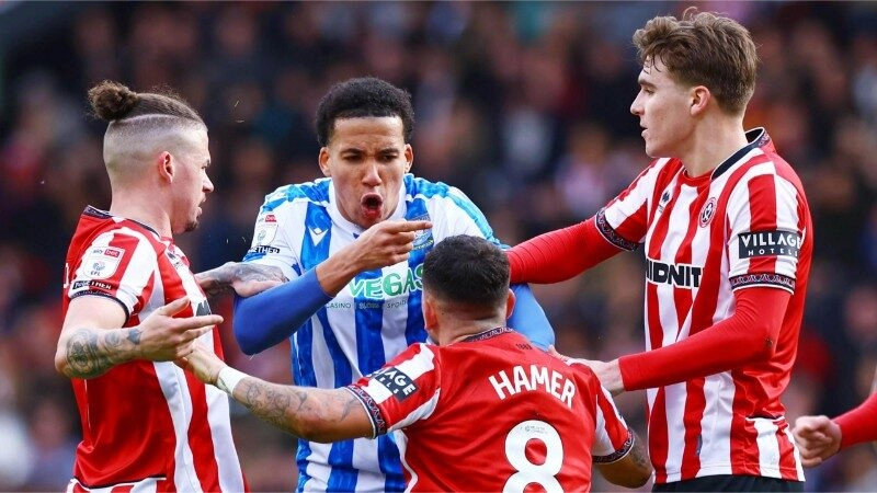 Sheffield Utd gặp khó khi tiếp đón Bolton